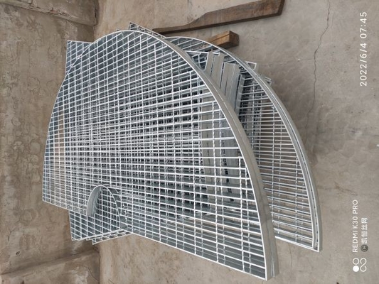 Gümüş Özel Şekilli Çelik Metal Izgara Özelleştirilmiş