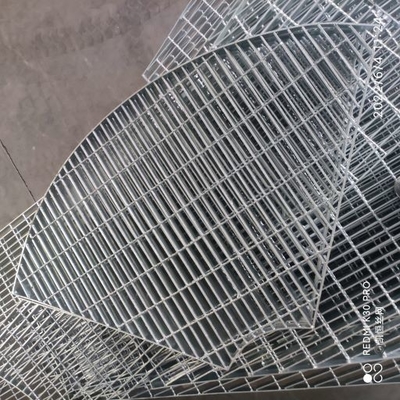 Platform Q235 Karbon Galvanizli Çelik Izgara Özelleştirilmiş Özel Şekilli