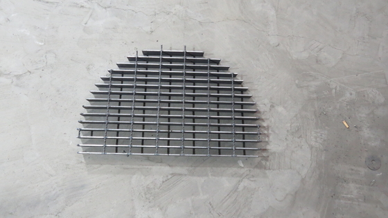 Santral Platformu İçin Yüksek Rulmanlı Düz ​​Galvanizli Metal Izgara Plakası