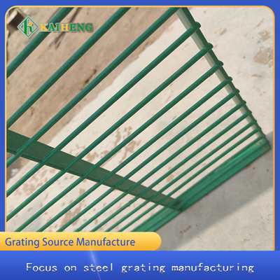 Yeşil Plastik Emprenyeli Metal Izgara Zemin Podyum 100x200